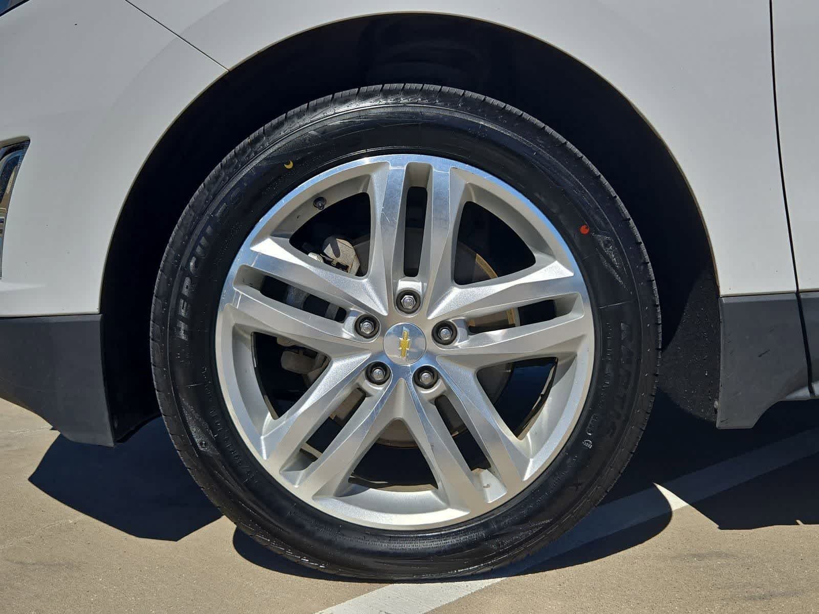 Thumbnail: 2018 Chevrolet Equinox - 11