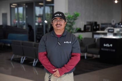 Staff member Daniel De Leon from ID_0cc7f7cc2643