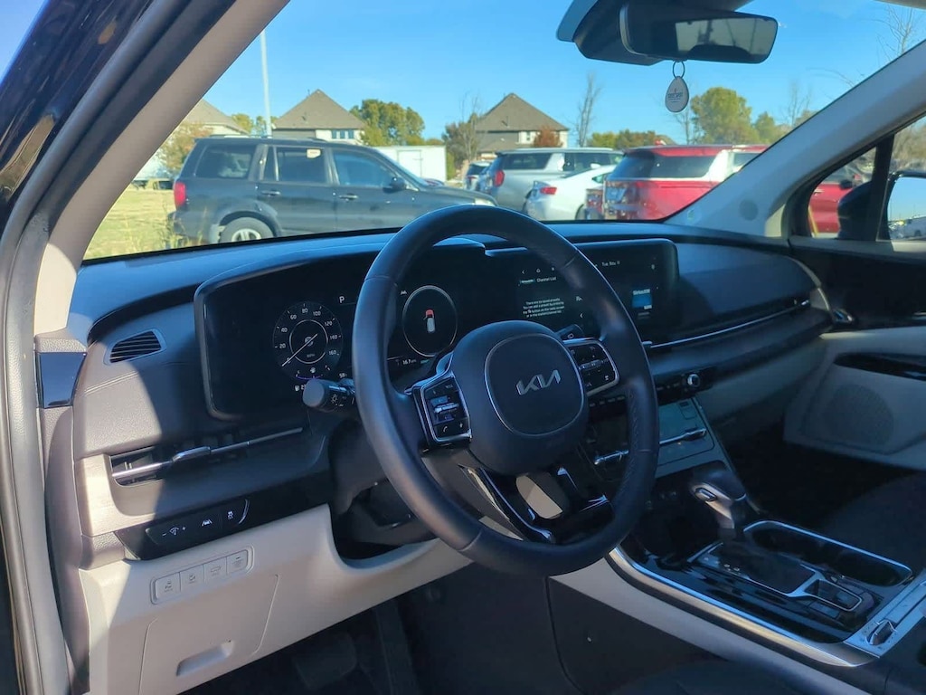 Used 2024 Kia Carnival SX MPV