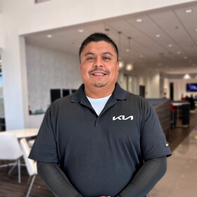 Staff member Danny Guerrero from ID_fd11a630bc75