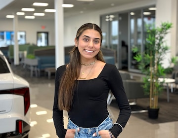 Staff member Michelle Tolley from ID_d910b0