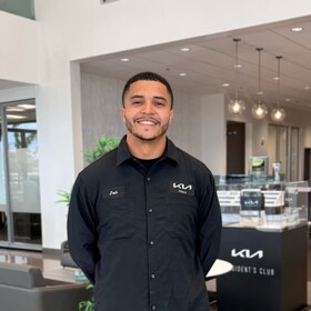 Staff member Josh Moore from ID_0cc7f7cc2643