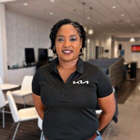 Staff member Patricia Jointer from ID_37107ff64332