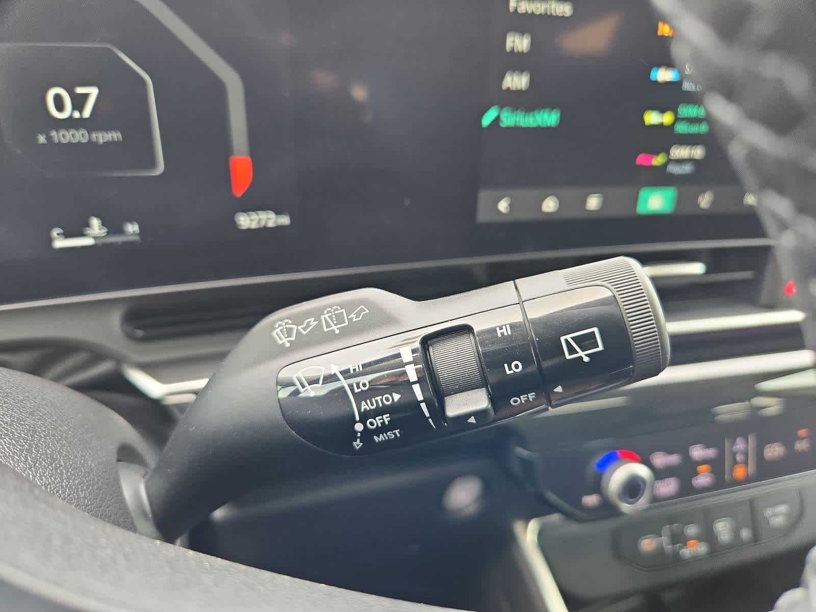 Thumbnail: 2025 Kia Carnival - 26