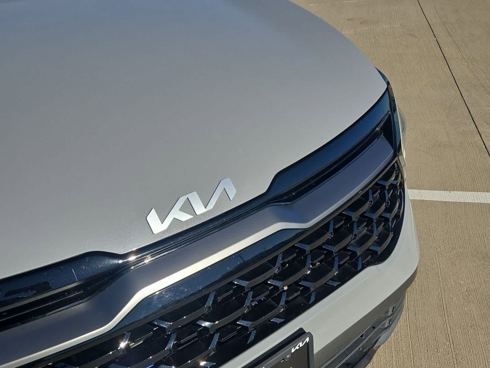 Thumbnail: 2023 Kia Sportage - 10