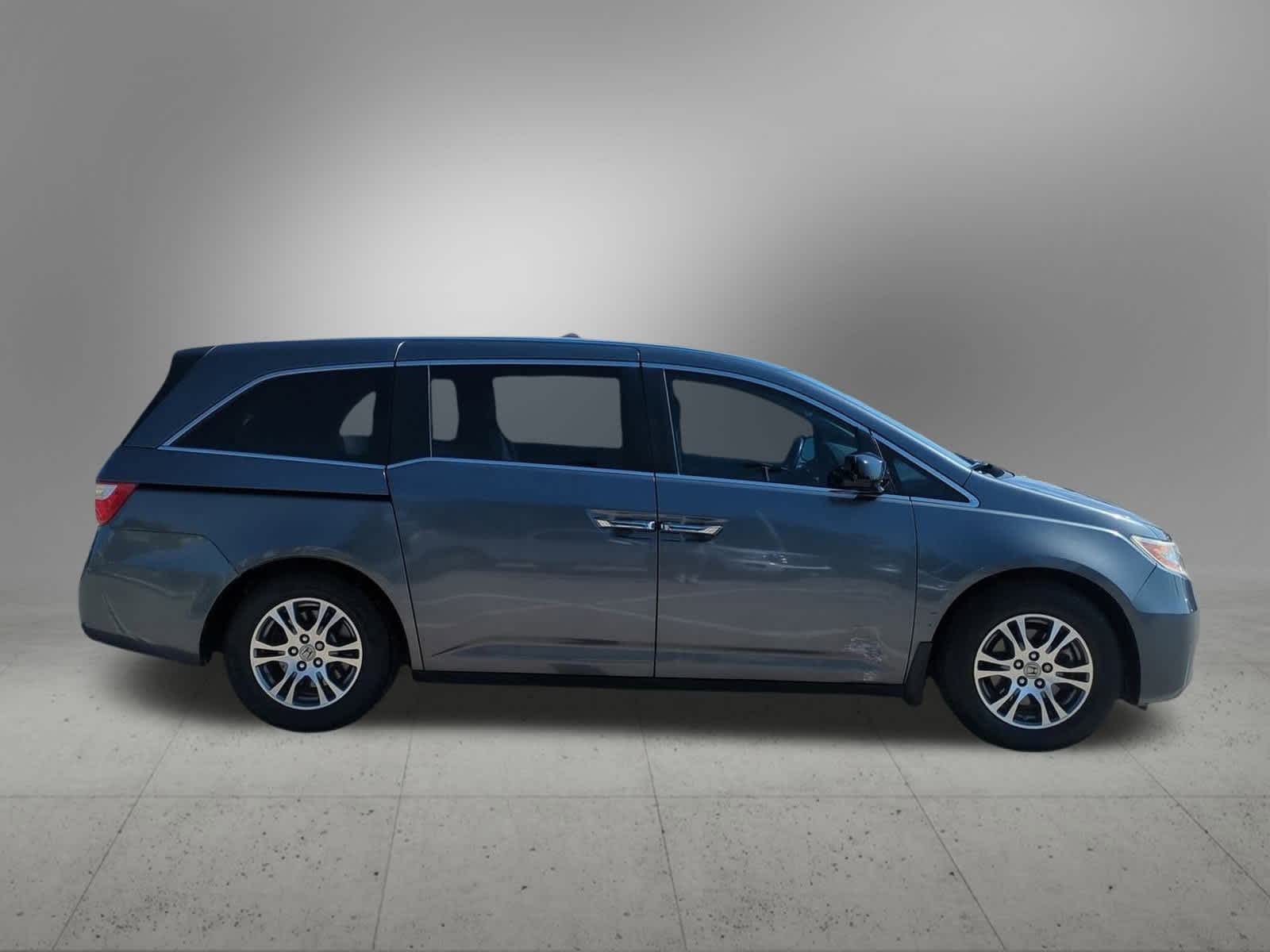 Thumbnail: 2013 Honda Odyssey - 7