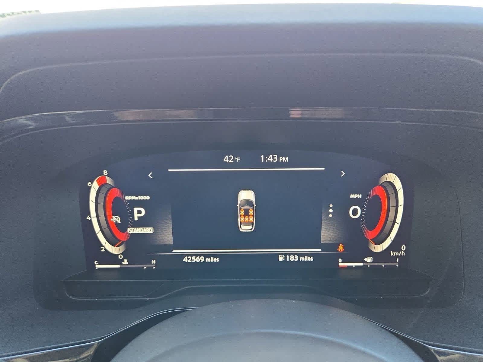 Thumbnail: 2022 Nissan Pathfinder - 32