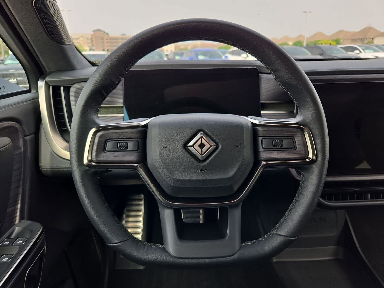 Thumbnail: 2023 Rivian R1S - 20