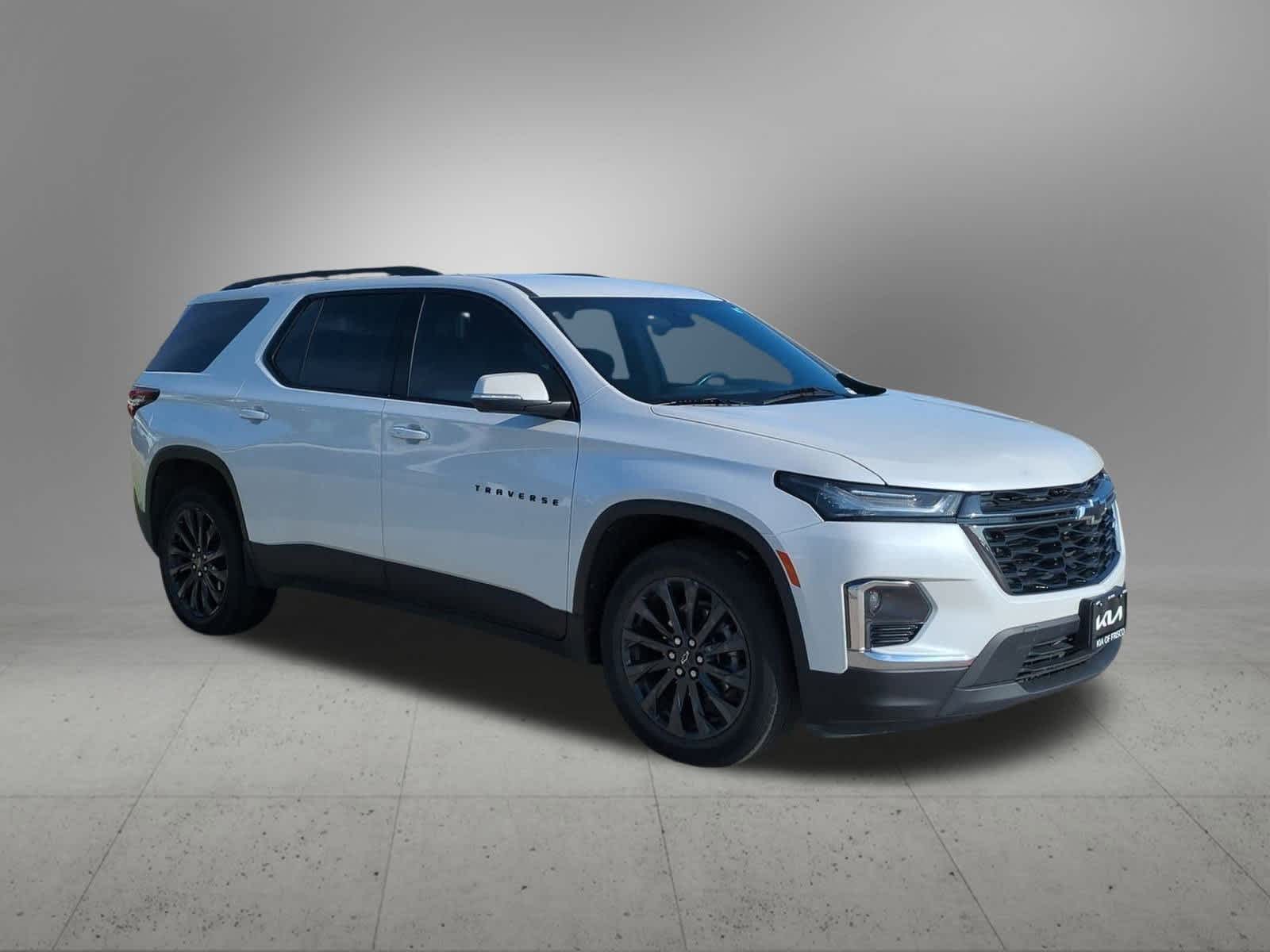 Thumbnail: 2022 Chevrolet Traverse - 8