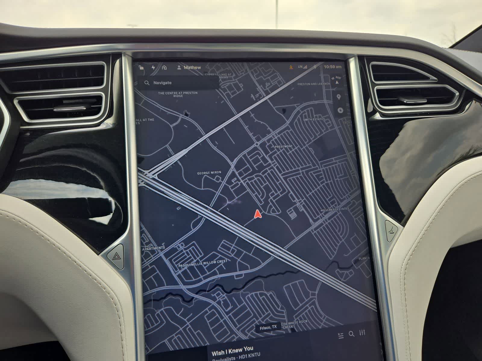 Thumbnail: 2018 Tesla Model X - 25