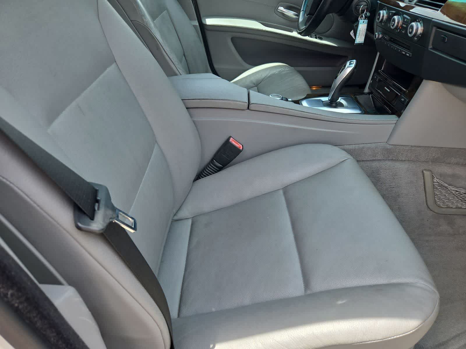 Thumbnail: 2009 BMW 5 Series - 21