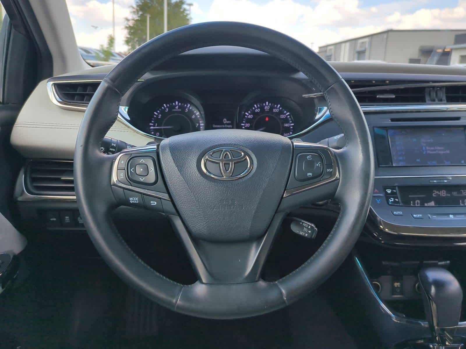 Thumbnail: 2013 Toyota Avalon - 24