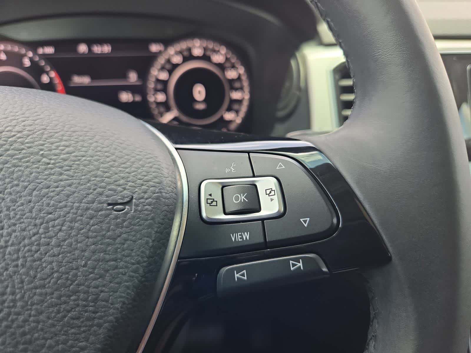Thumbnail: 2019 Volkswagen Atlas - 25