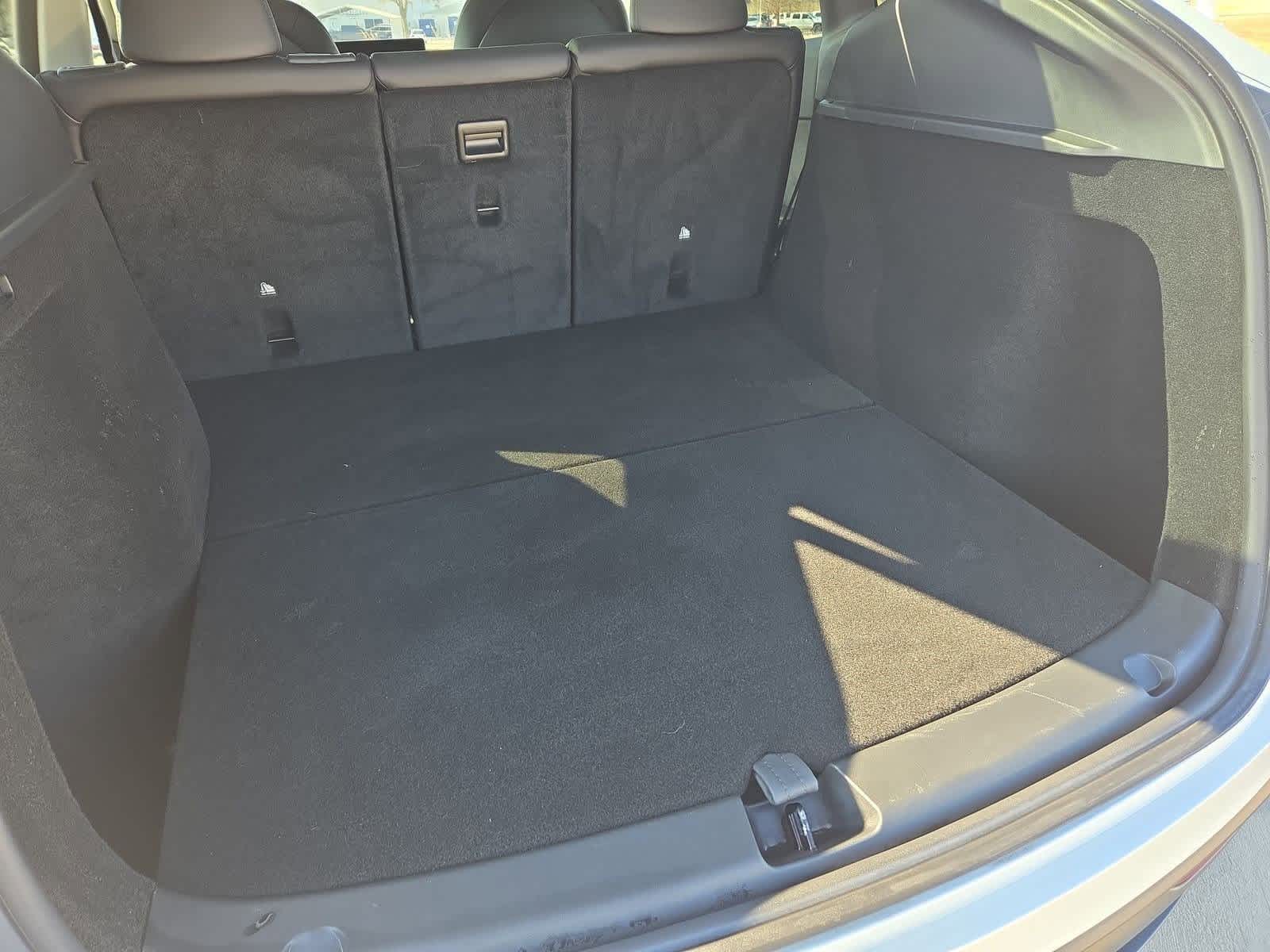 Thumbnail: 2024 Tesla Model Y - 25