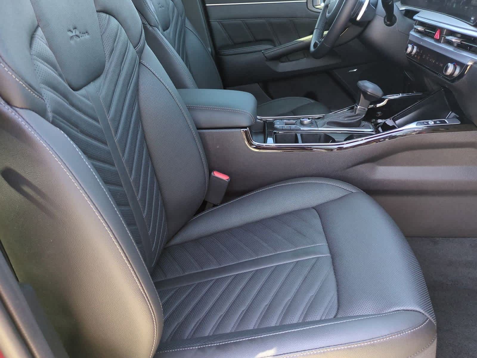 2024 Kia Sorento X-Line S 22