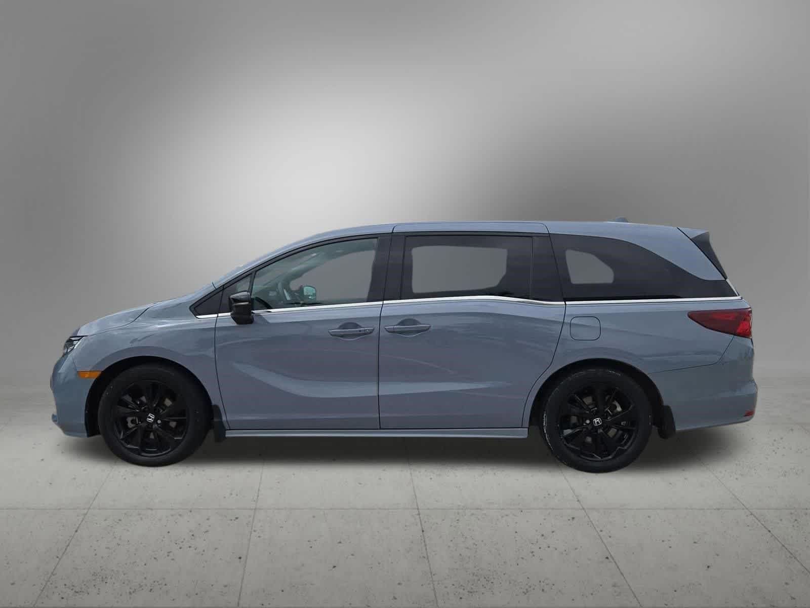 Thumbnail: 2023 Honda Odyssey - 2