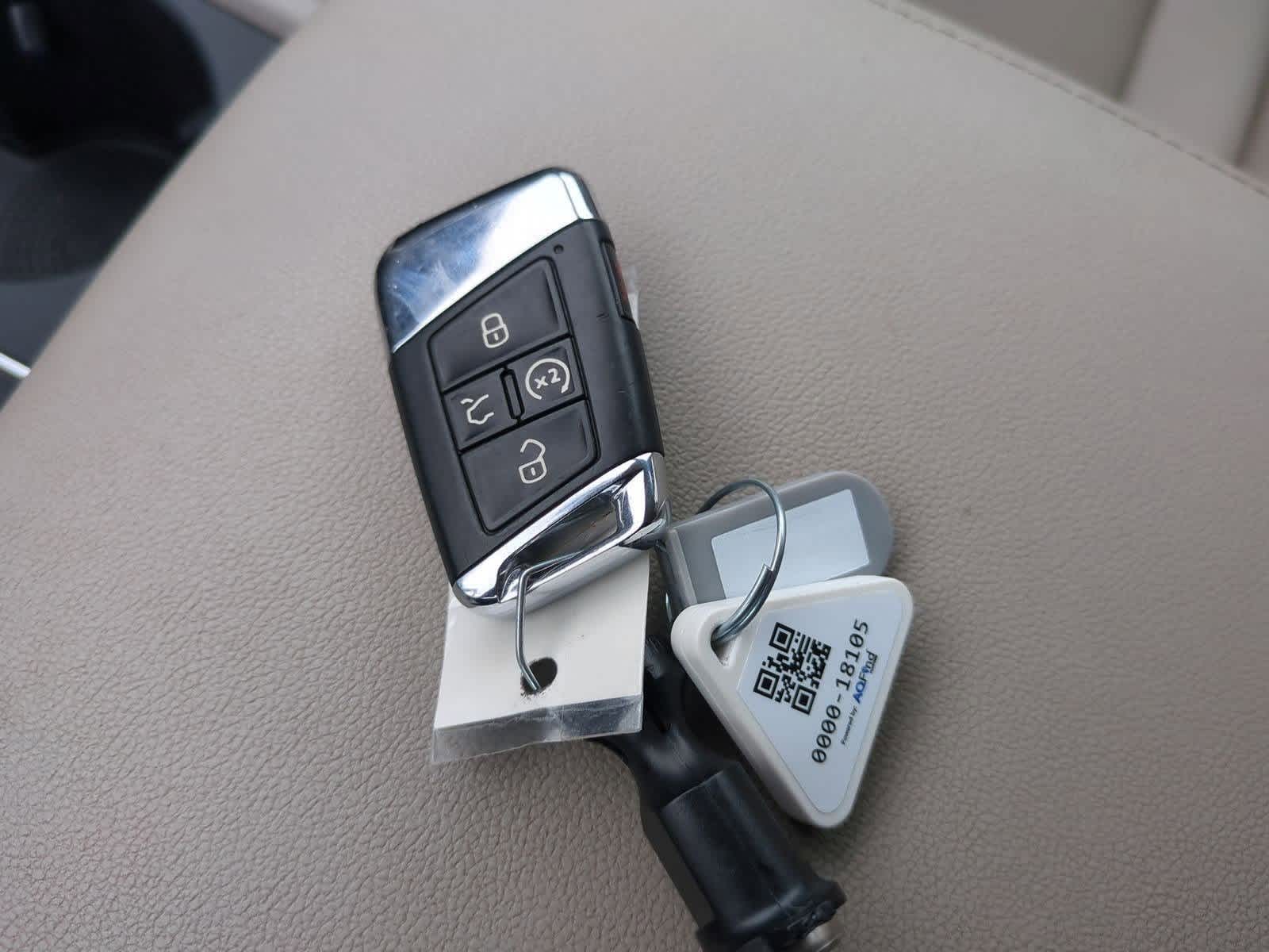 Thumbnail: 2022 Volkswagen Atlas - 32