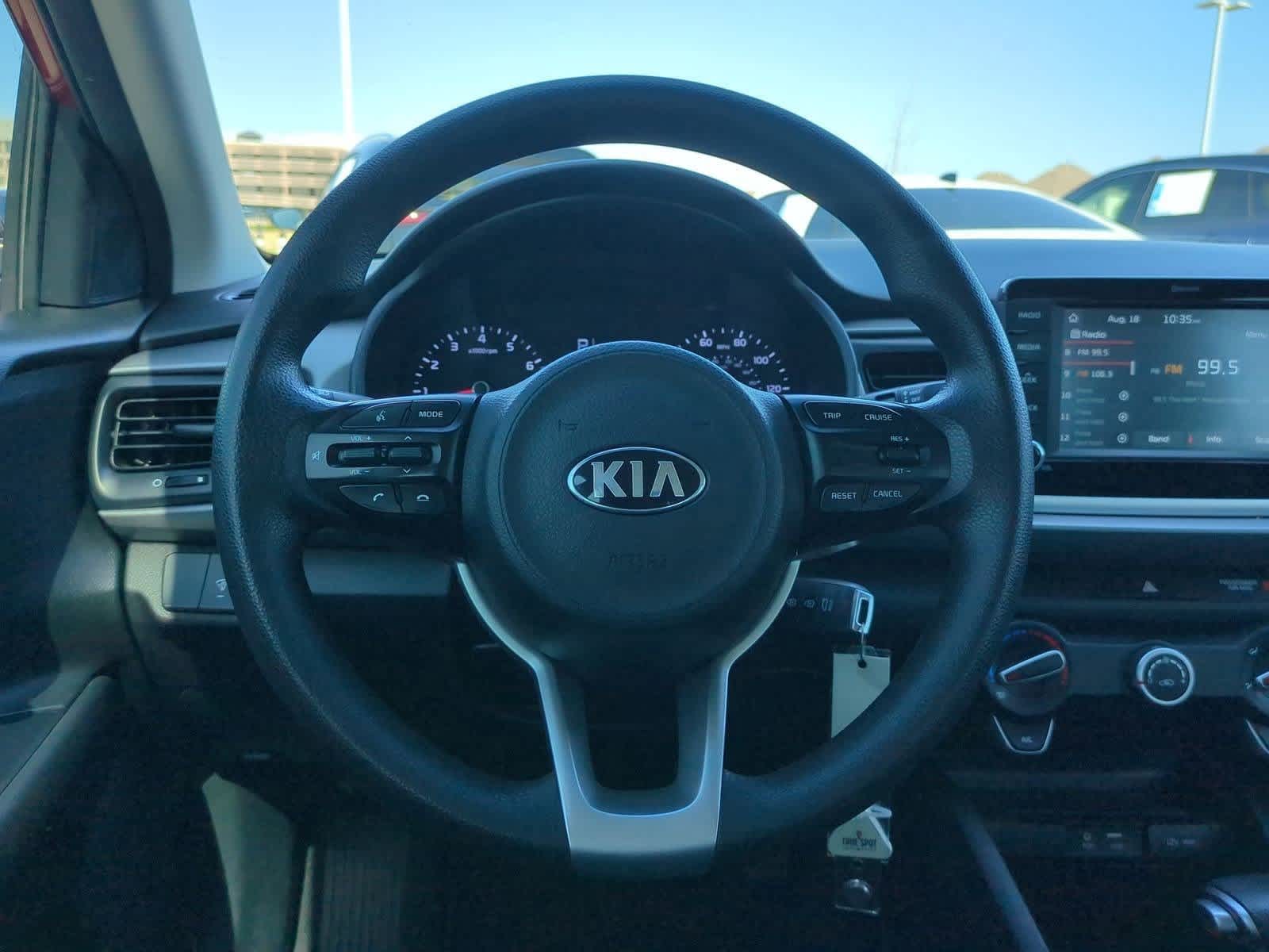 Thumbnail: 2019 Kia Rio - 21