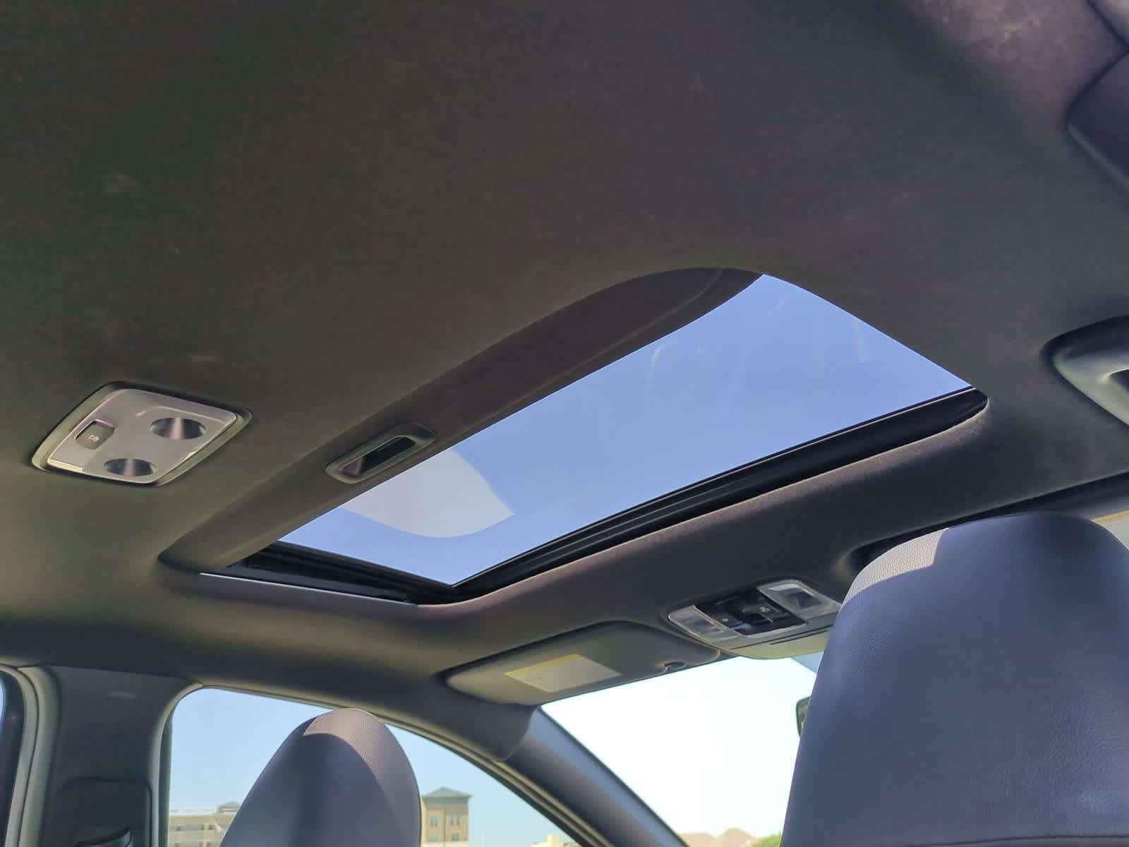 Thumbnail: 2020 Kia Forte - 22