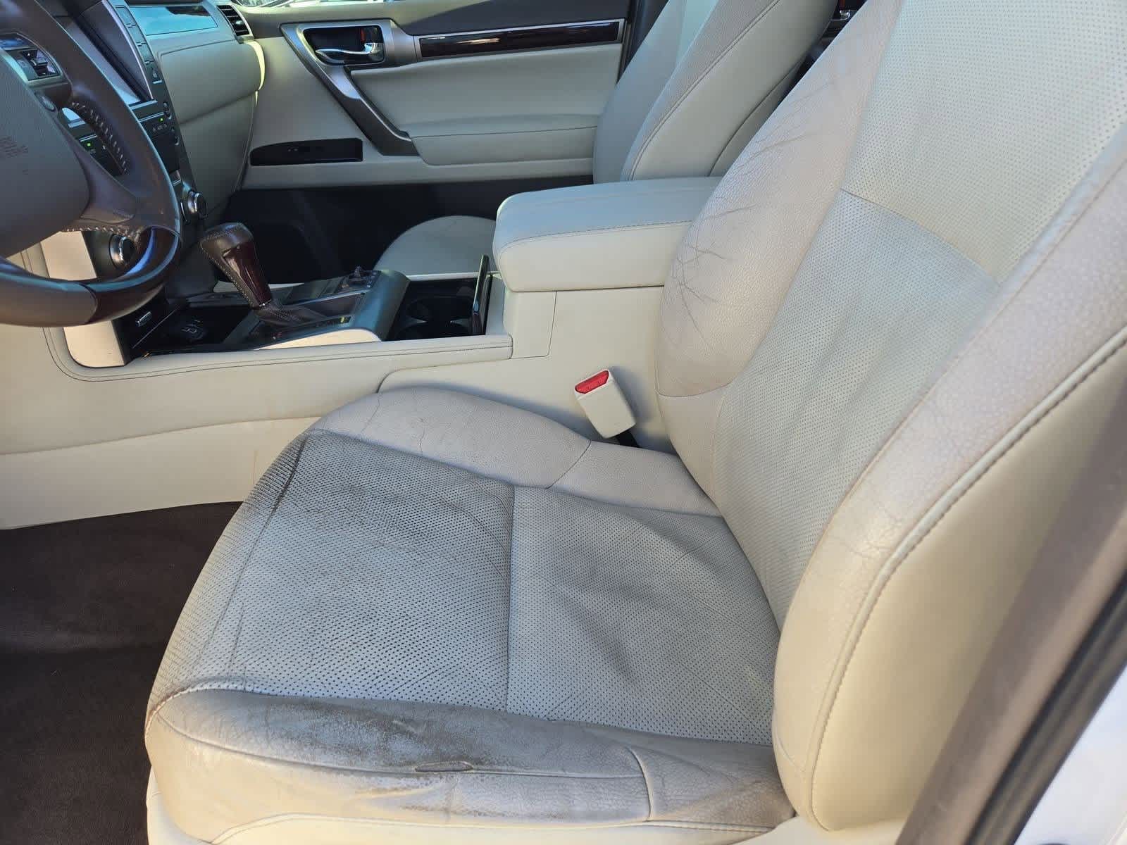 Thumbnail: 2014 Lexus GX - 16