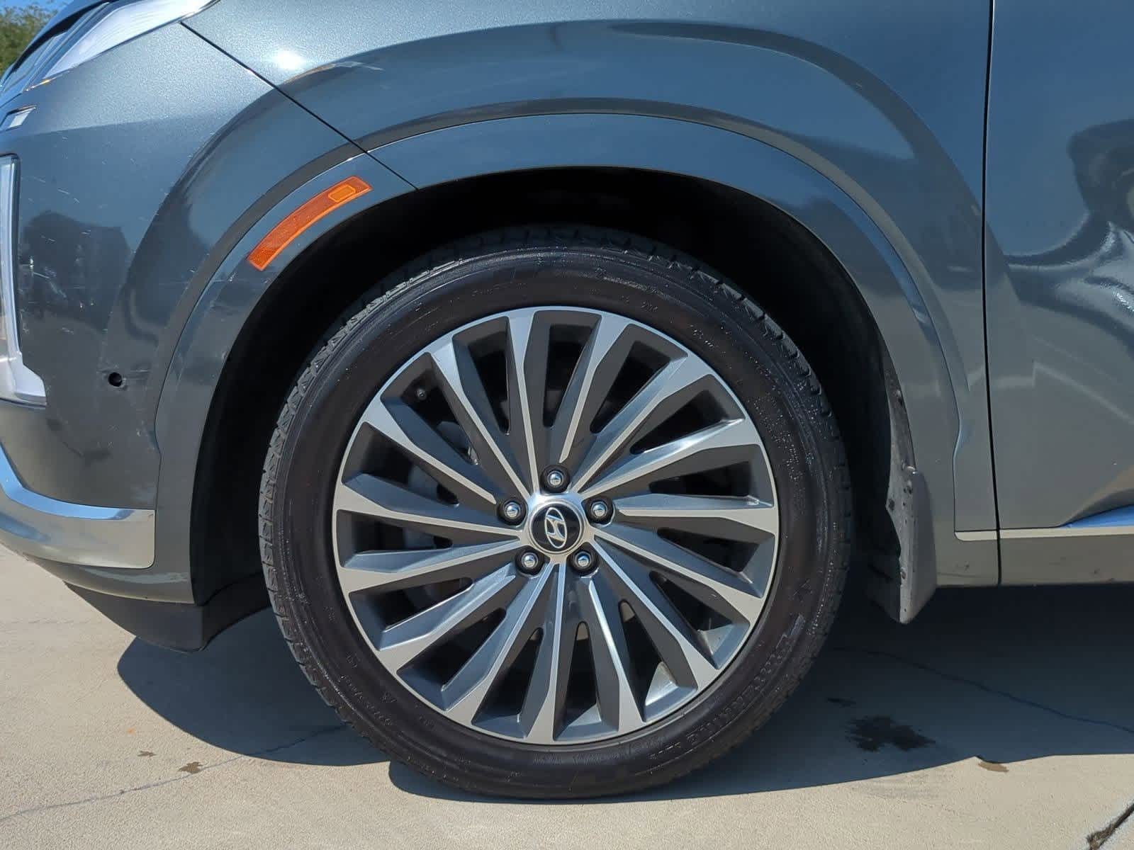 Thumbnail: 2023 Hyundai Palisade - 12