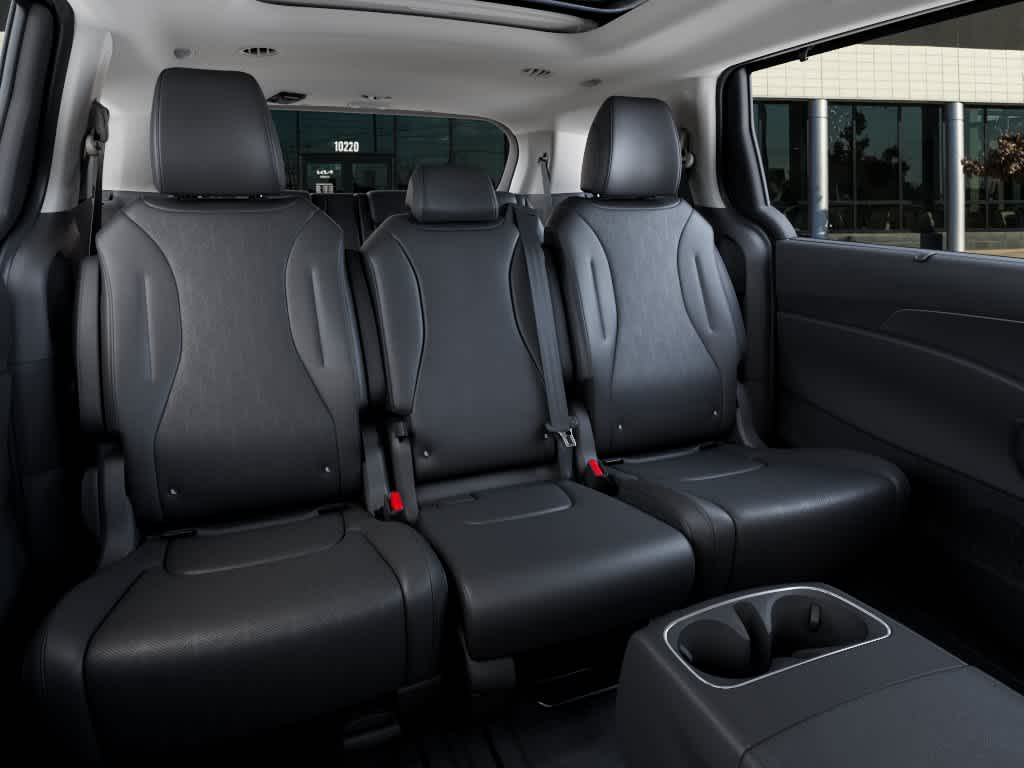 Thumbnail: 2026 Kia Carnival - 16