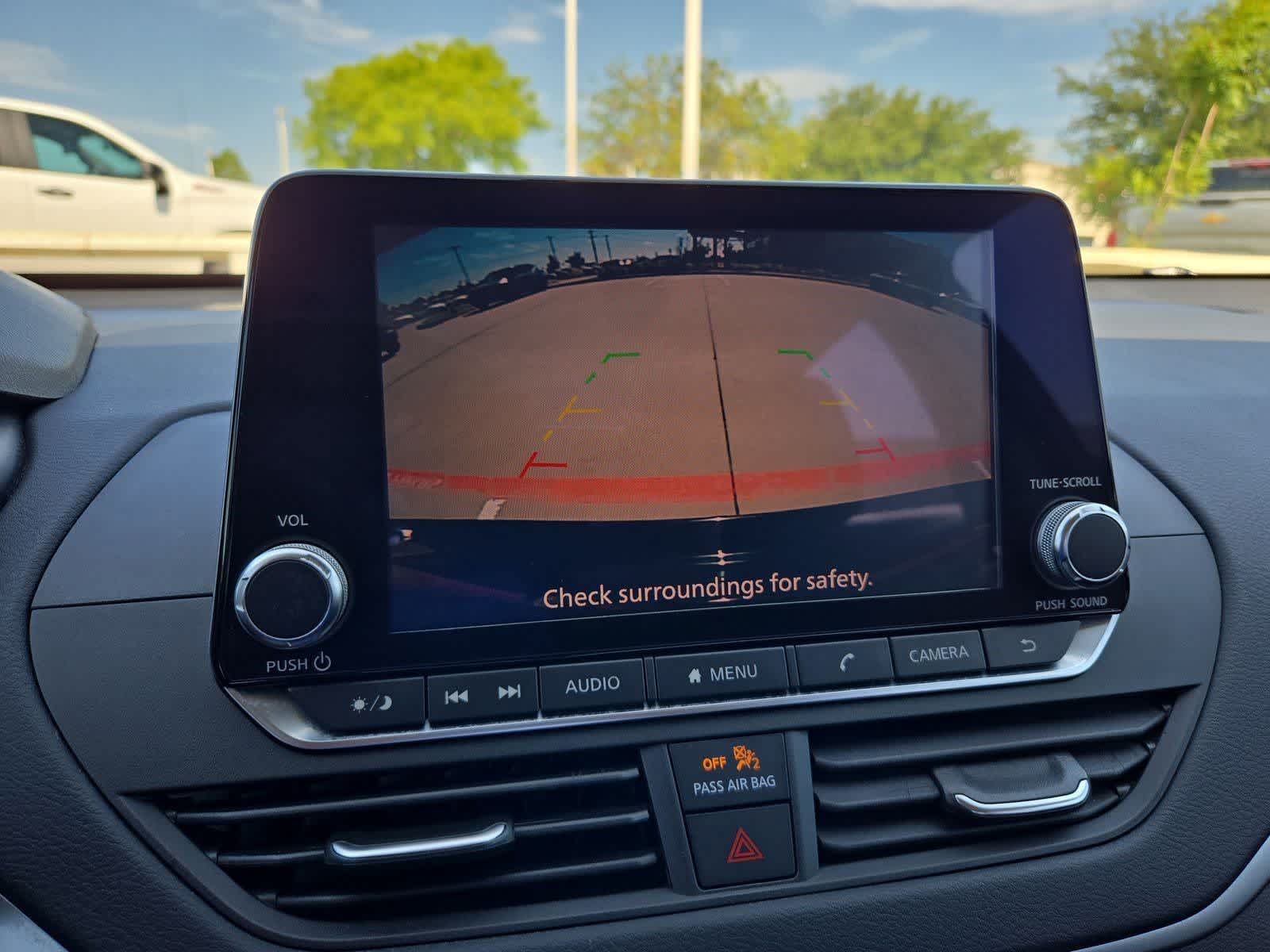 Thumbnail: 2019 Nissan Altima - 26