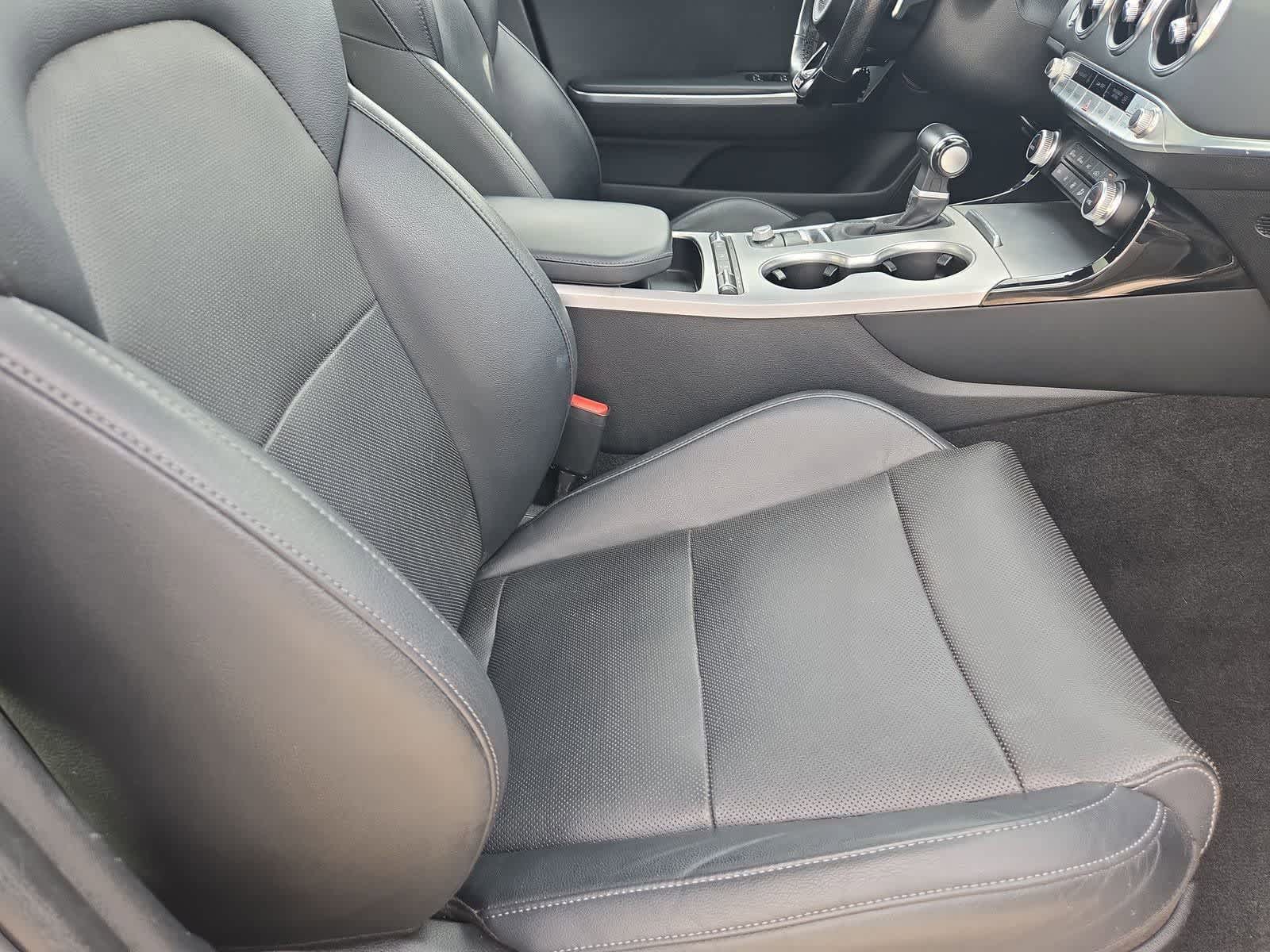 Thumbnail: 2019 Kia Stinger - 21