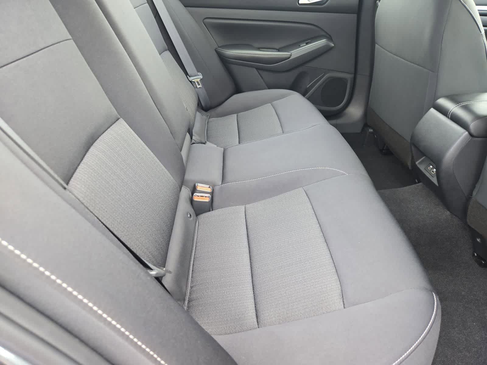 Thumbnail: 2022 Nissan Altima - 18