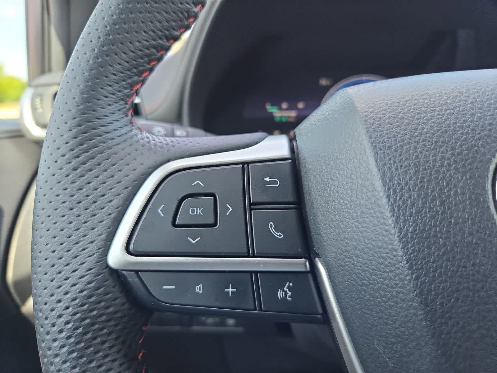 Thumbnail: 2025 Toyota Sienna - 23