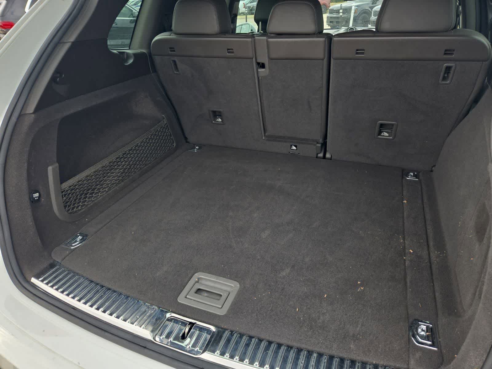 Thumbnail: 2017 Porsche Cayenne - 35