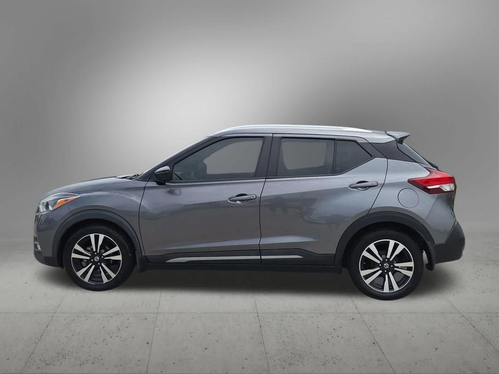Thumbnail: 2020 Nissan Kicks - 3