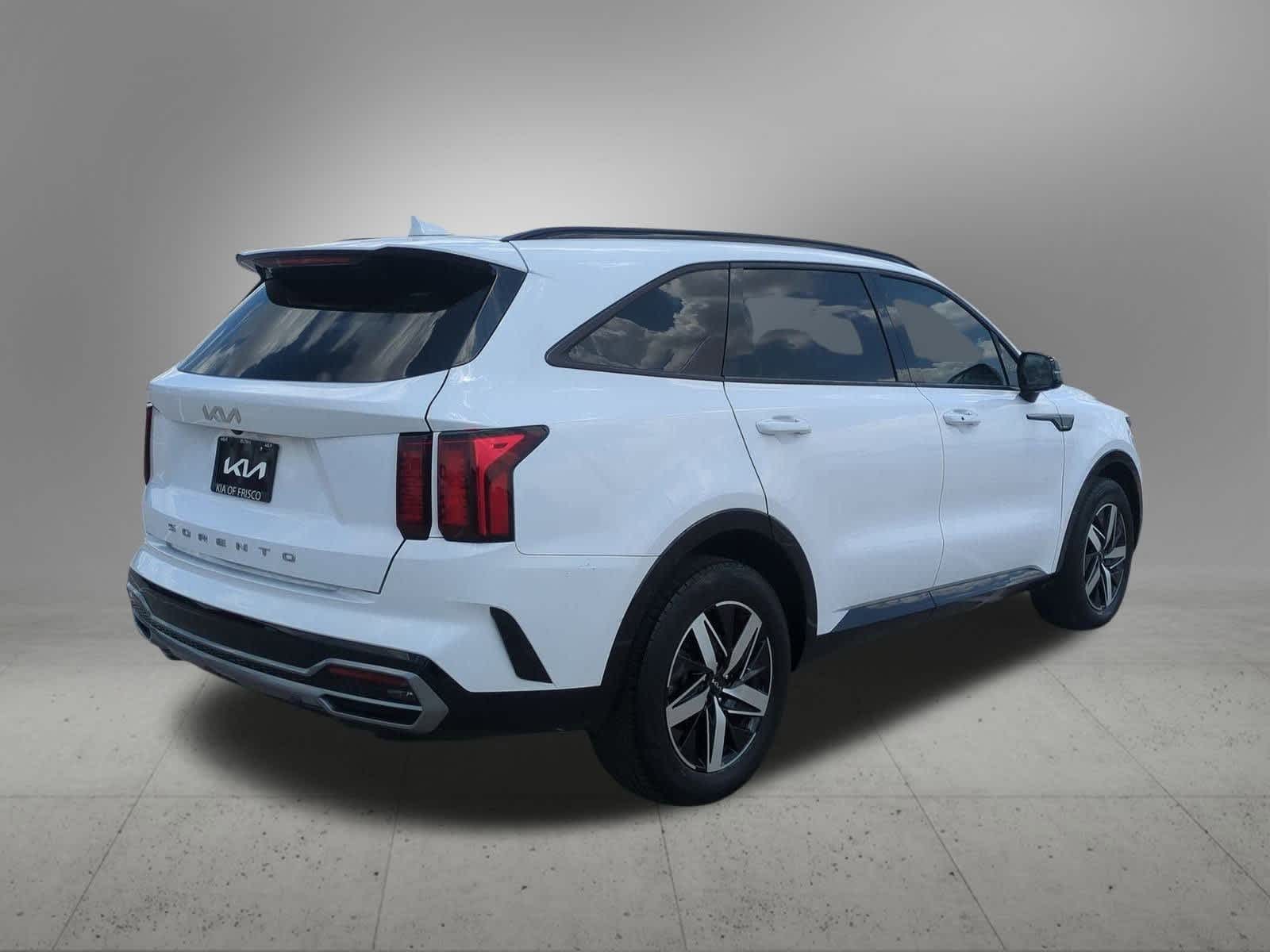 Thumbnail: 2022 Kia Sorento - 6