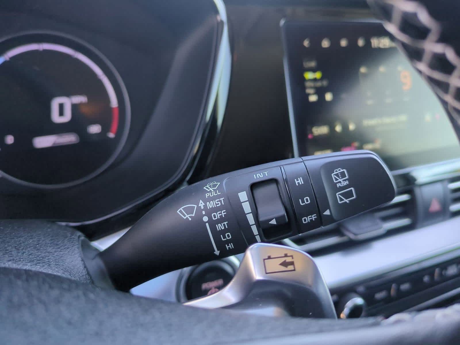 Thumbnail: 2022 Kia Niro - 25