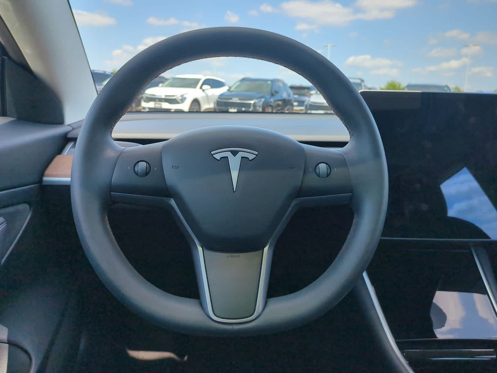Thumbnail: 2020 Tesla Model 3 - 20