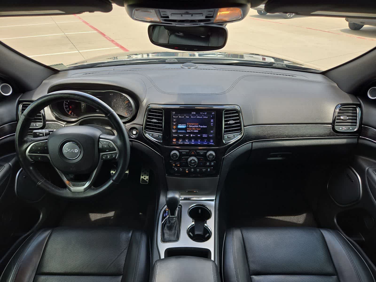 Thumbnail: 2020 Jeep Grand Cherokee - 14