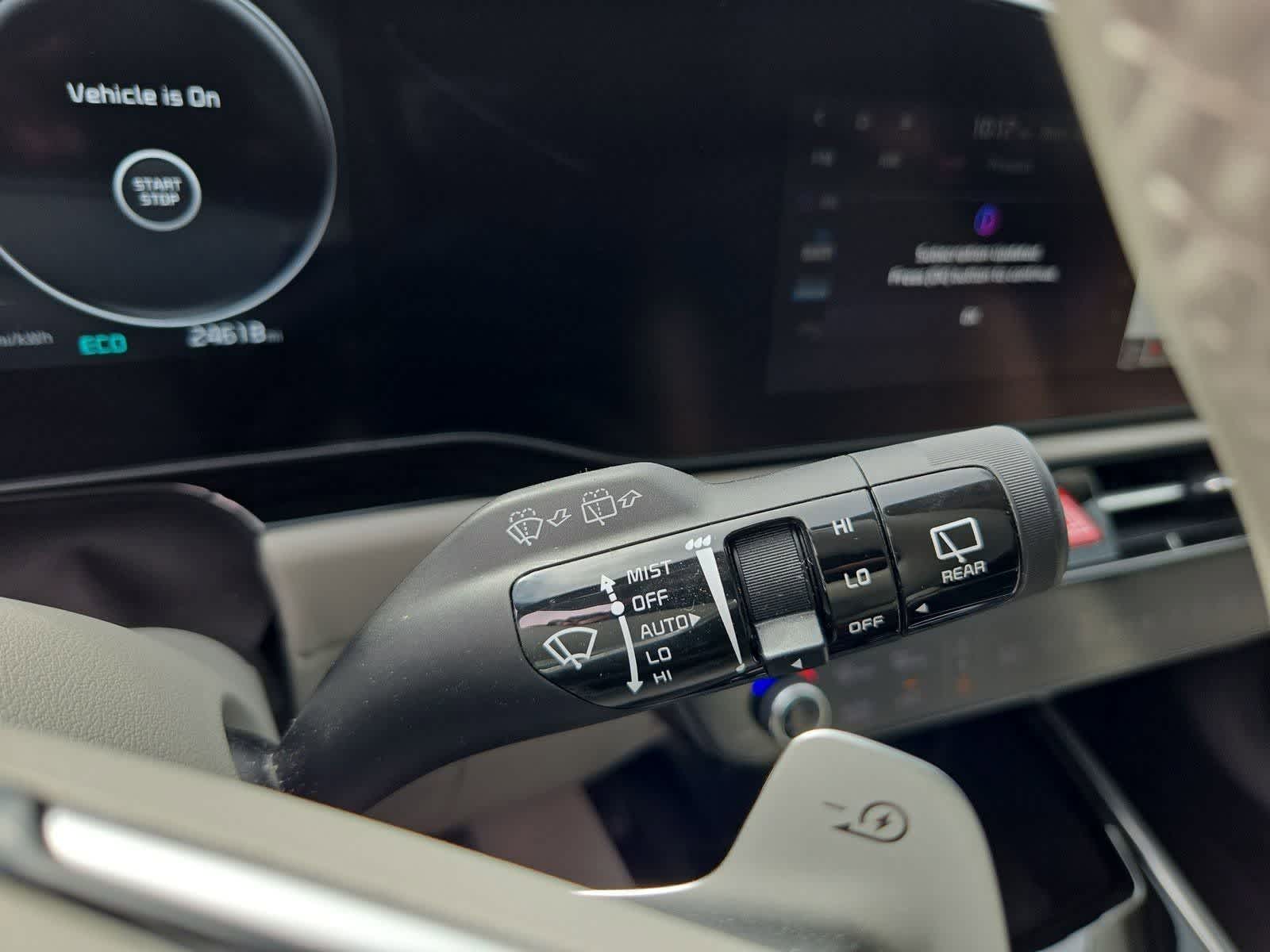 Thumbnail: 2023 Kia Niro - 23