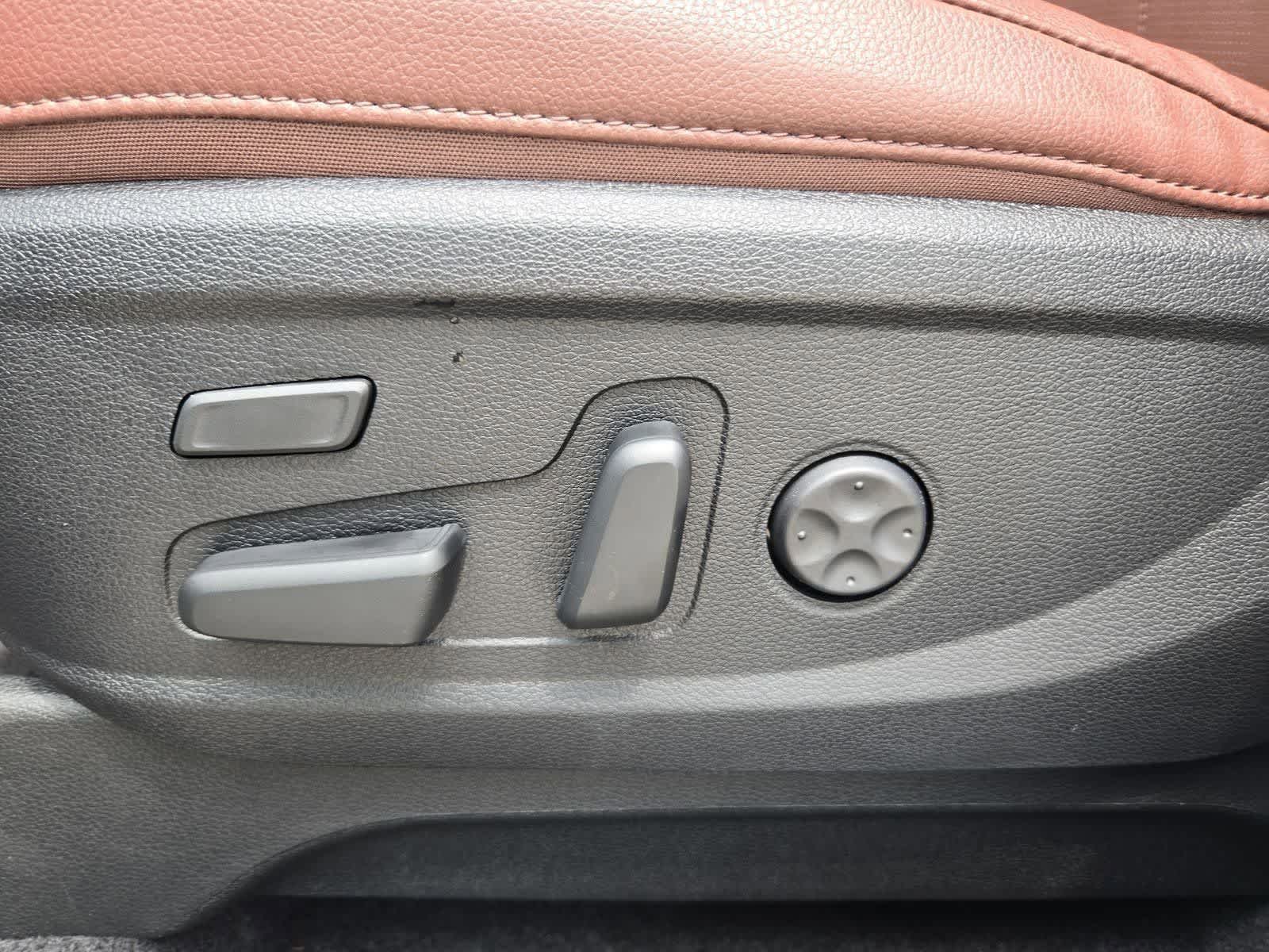 Thumbnail: 2025 Kia Telluride - 15