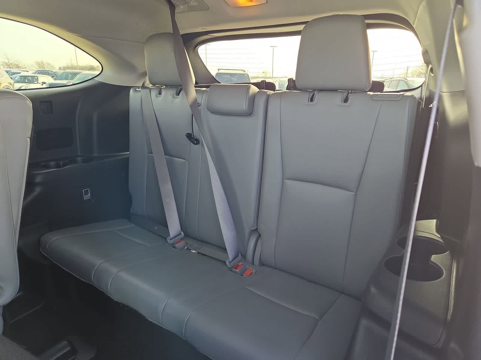 Thumbnail: 2021 Toyota Highlander - 36