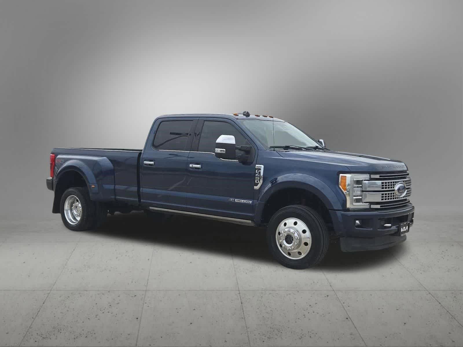Thumbnail: 2019 Ford F-450 - 8