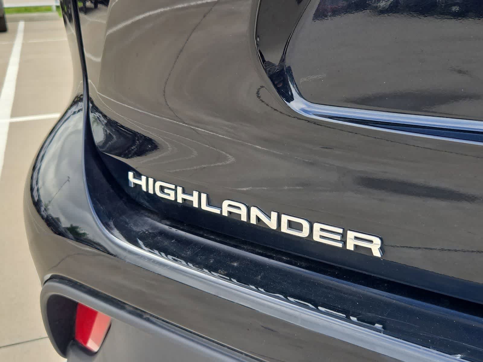 Thumbnail: 2025 Toyota Highlander - 12