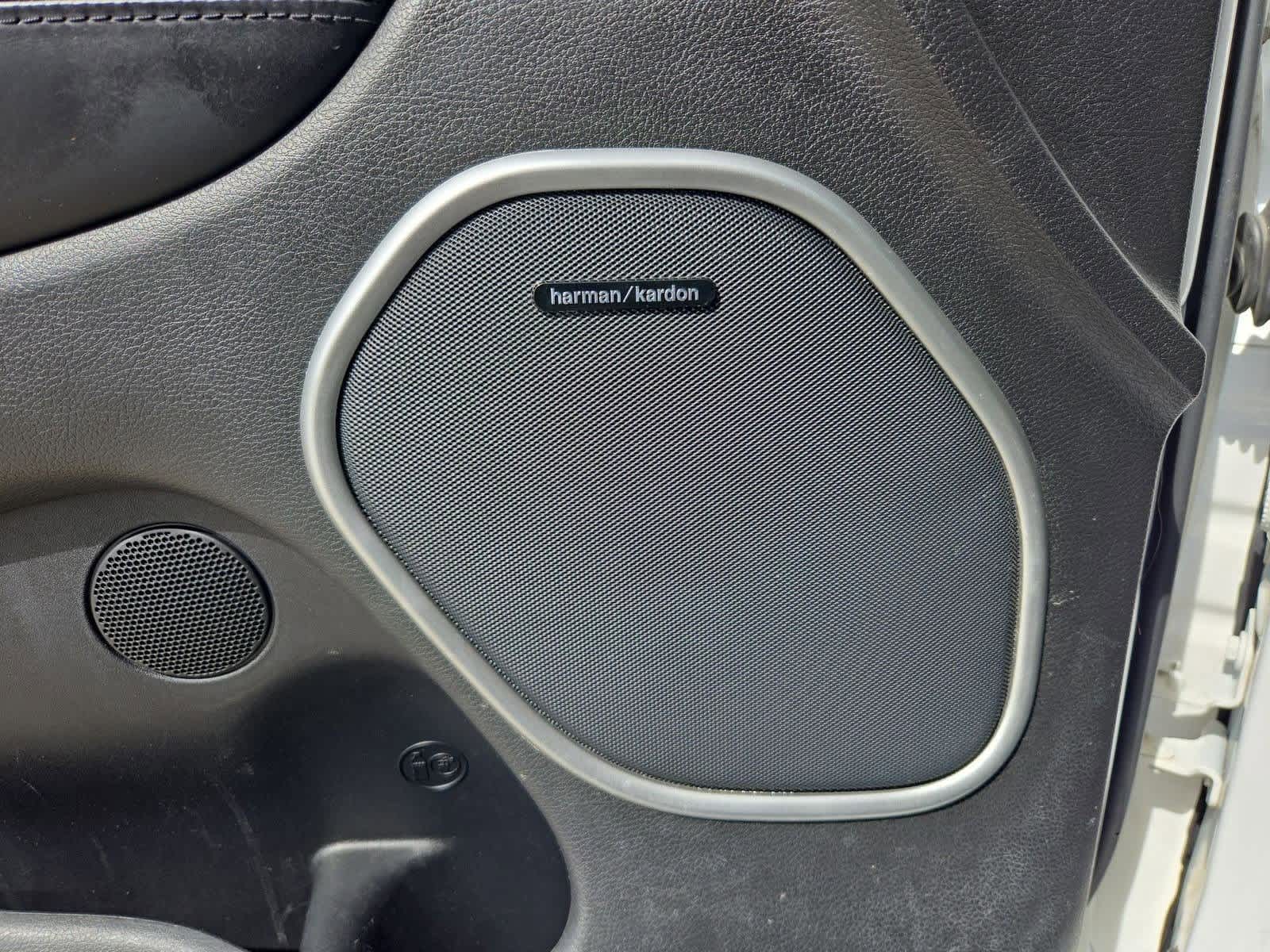 Thumbnail: 2016 Jeep Grand Cherokee - 31