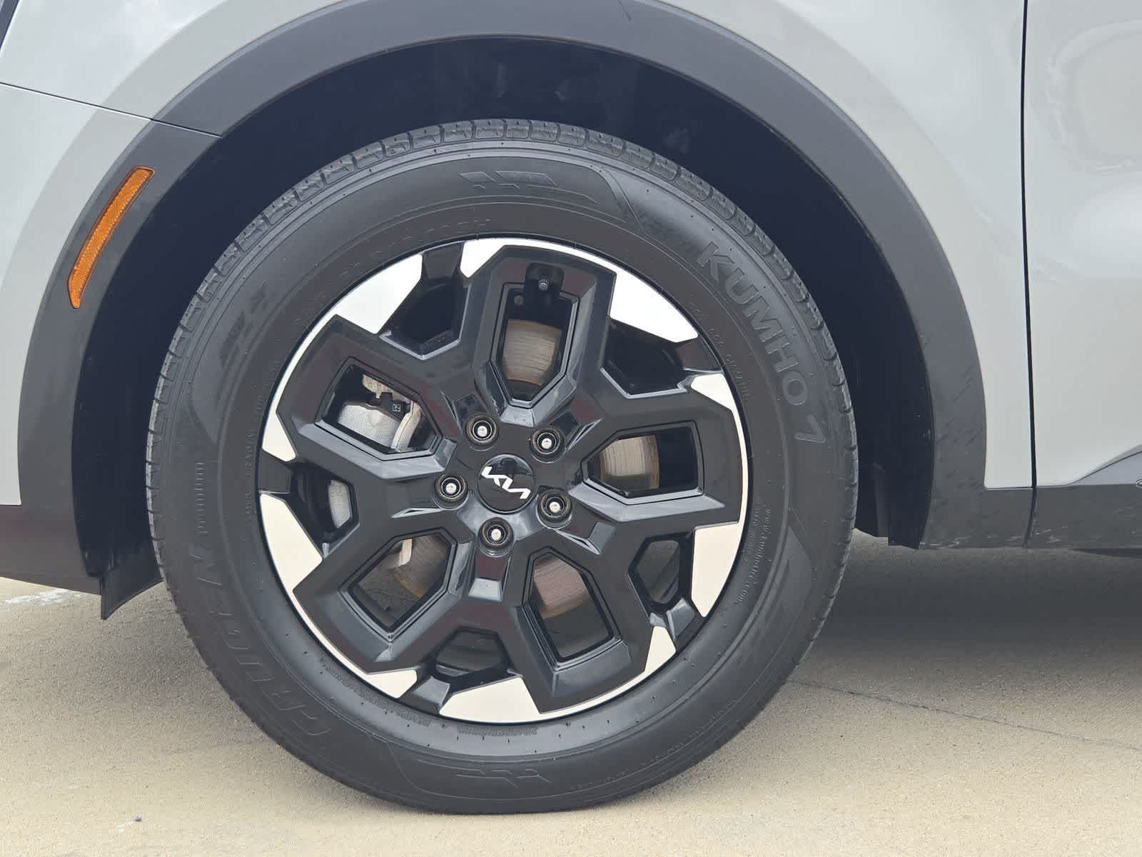 Thumbnail: 2024 Kia Sorento - 12