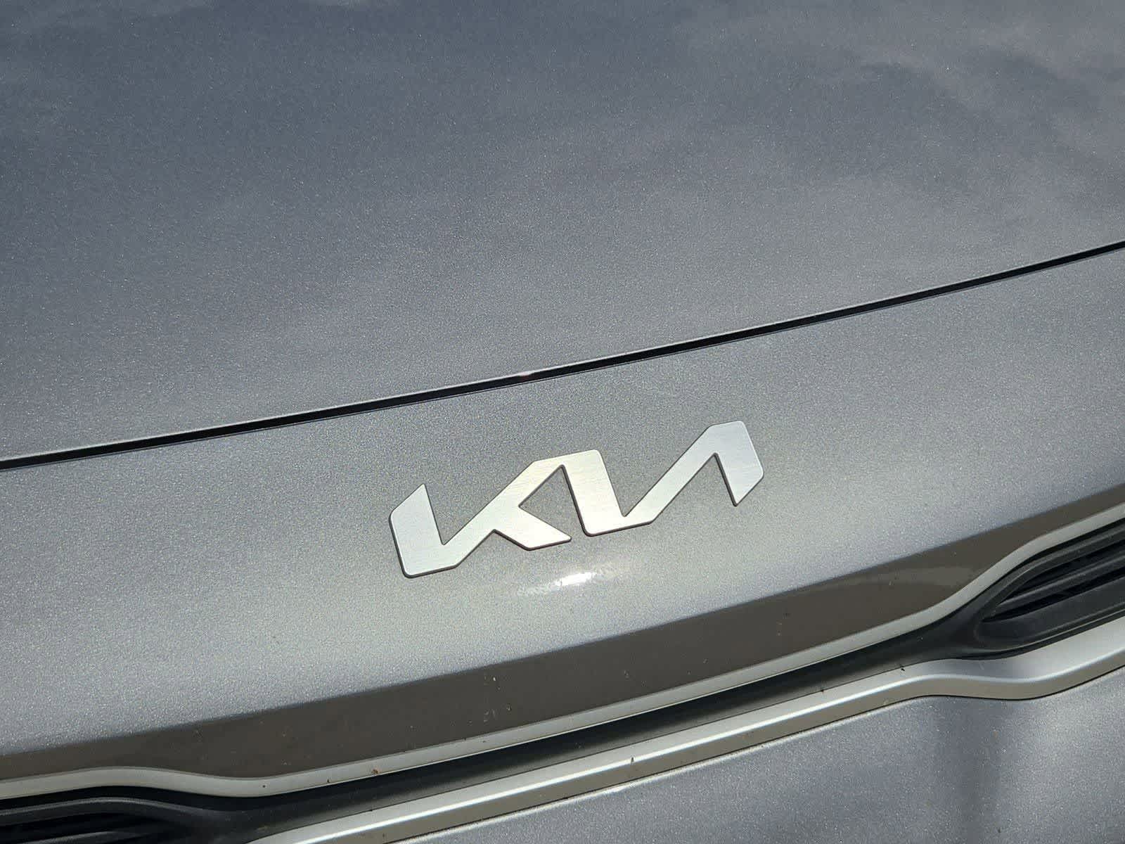 Thumbnail: 2023 Kia Rio - 11