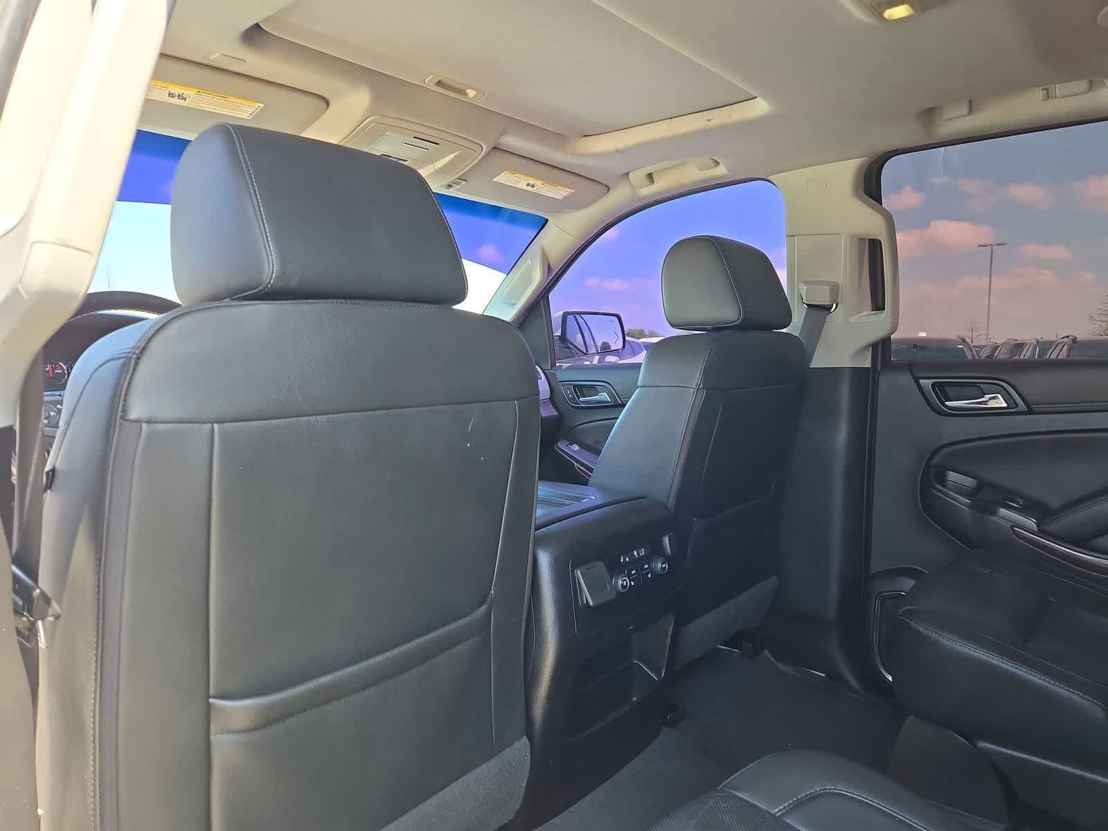 Thumbnail: 2019 GMC Yukon - 17