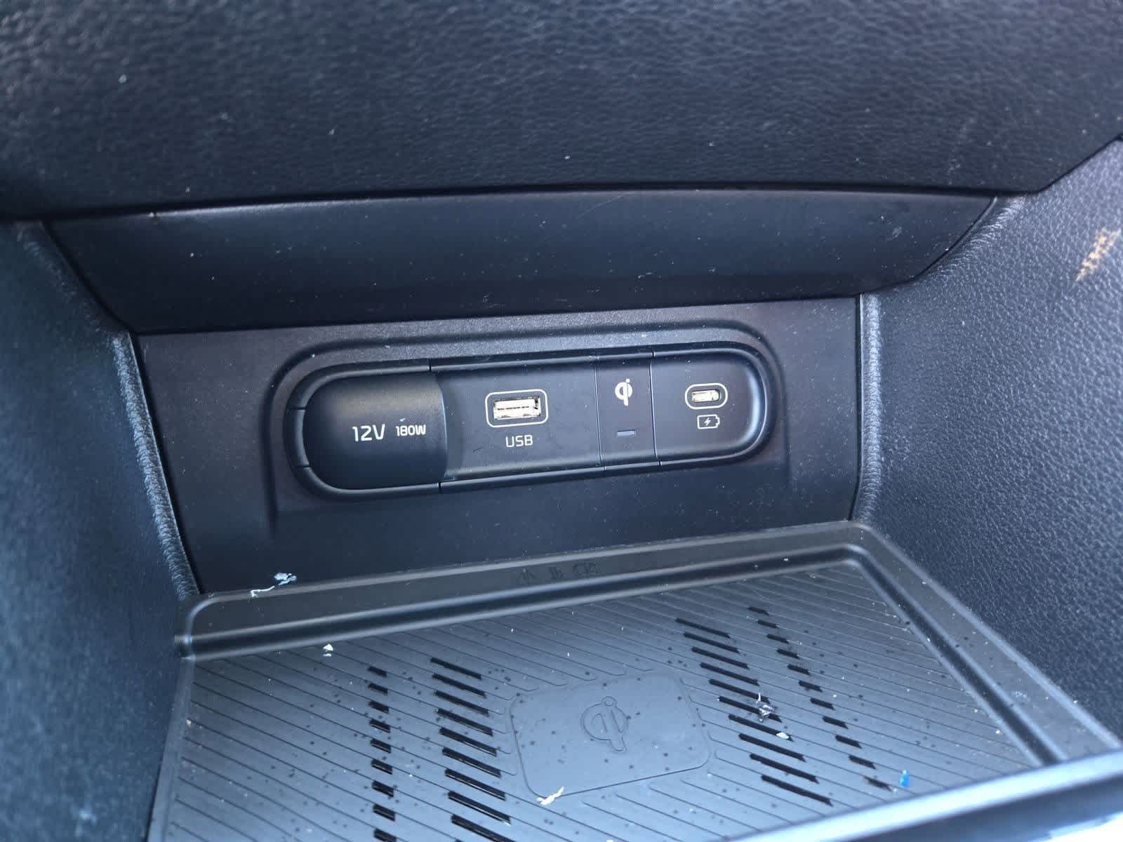 Thumbnail: 2023 Kia Sportage - 32