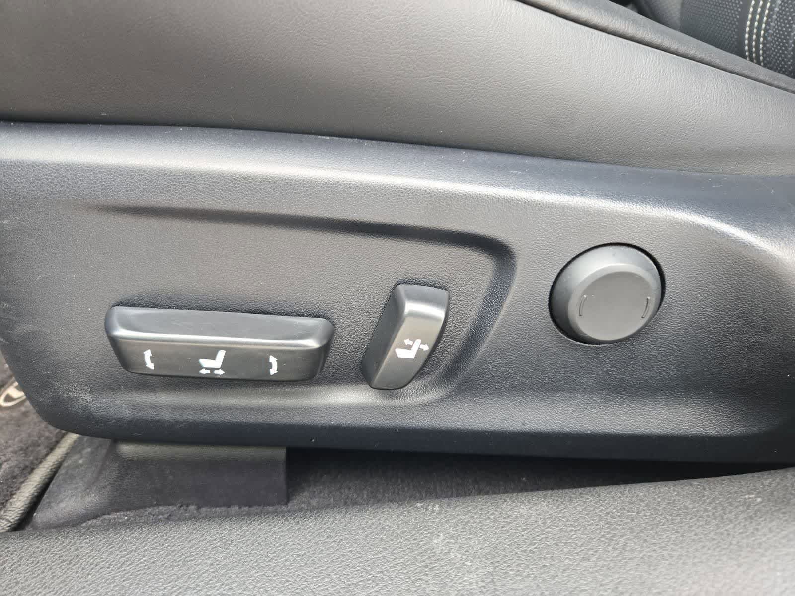 Thumbnail: 2016 Lexus GS - 15