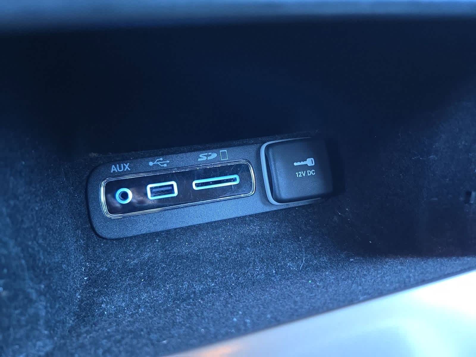 Thumbnail: 2016 Jeep Grand Cherokee - 28