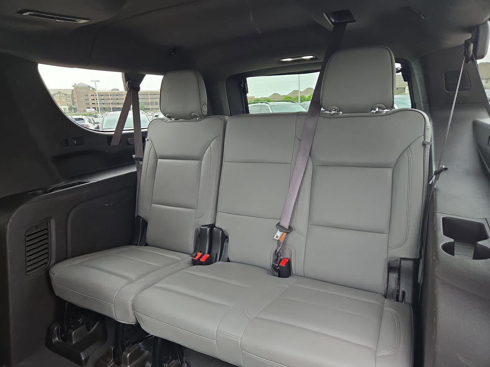 Thumbnail: 2021 GMC Yukon XL - 37