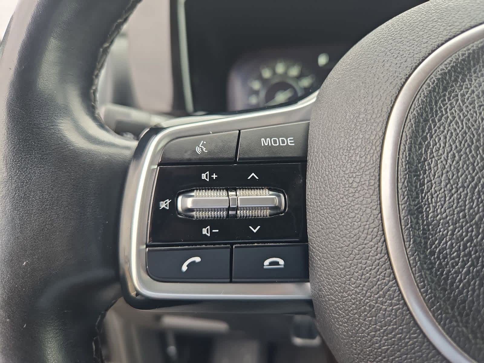 Thumbnail: 2021 Kia Sorento - 24